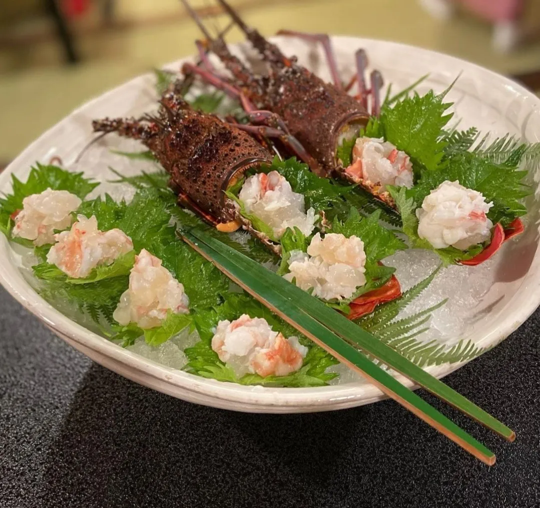 名古屋市の隠れ家料亭で祝う和食ディナーのひととき